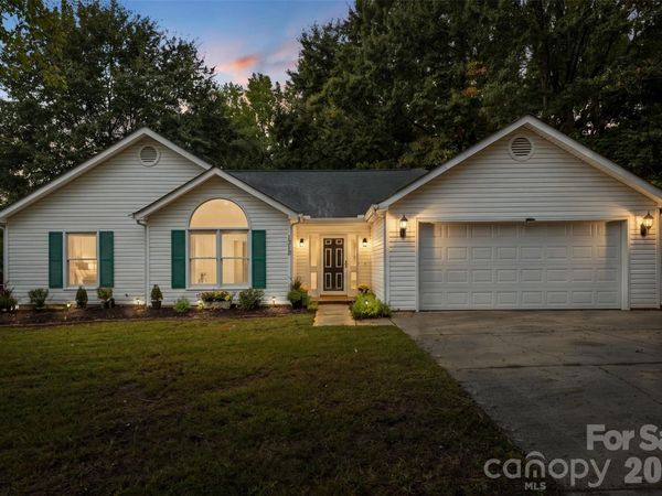 1312 Newfound Hollow Drive , Charlotte, NC 28214