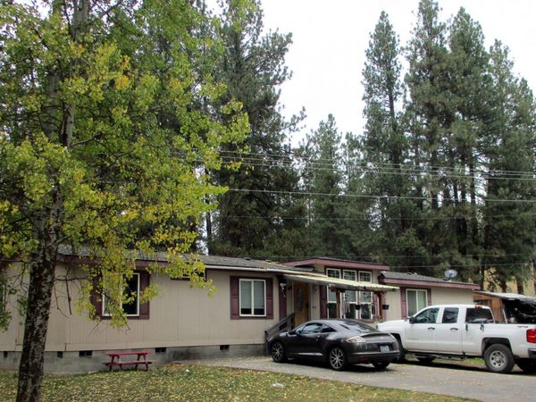 216 N Lalakes Avenue, Chiloquin, OR 97624