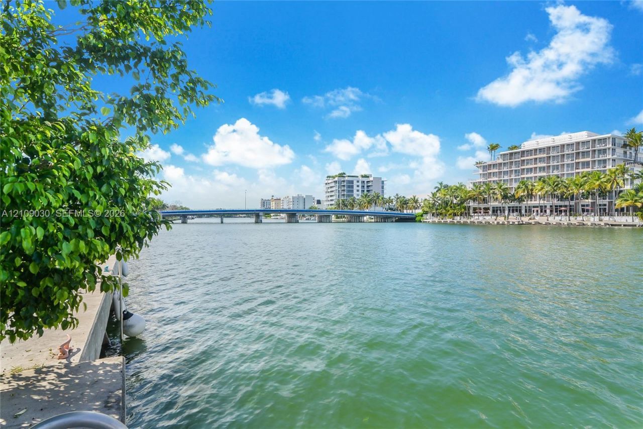 34 Bal Bay Dr , Unit 3, Bal Harbour, FL 33154 Photo