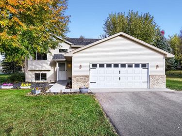 2012 Spruce Court, Rockford, MN 55373