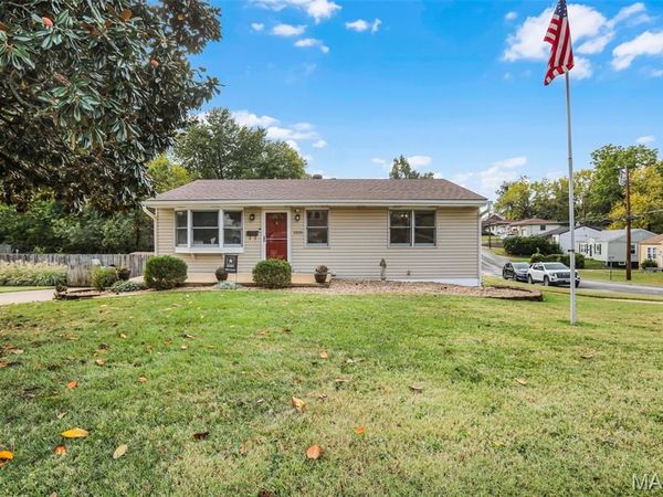2525 Spencer Avenue, Overland, MO 63114