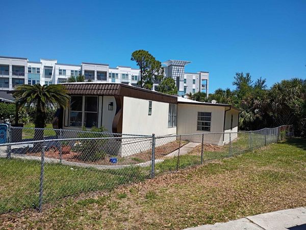 2591 AMBERLY Road NE, Palm Bay, FL 32905