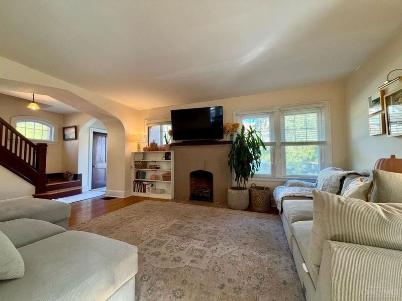 5771 Glengate Lane, Cincinnati, OH 45212 Photo 6