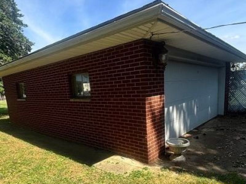 1514 Putnam Howe Drive, Belpre, OH 45714 Photo 4