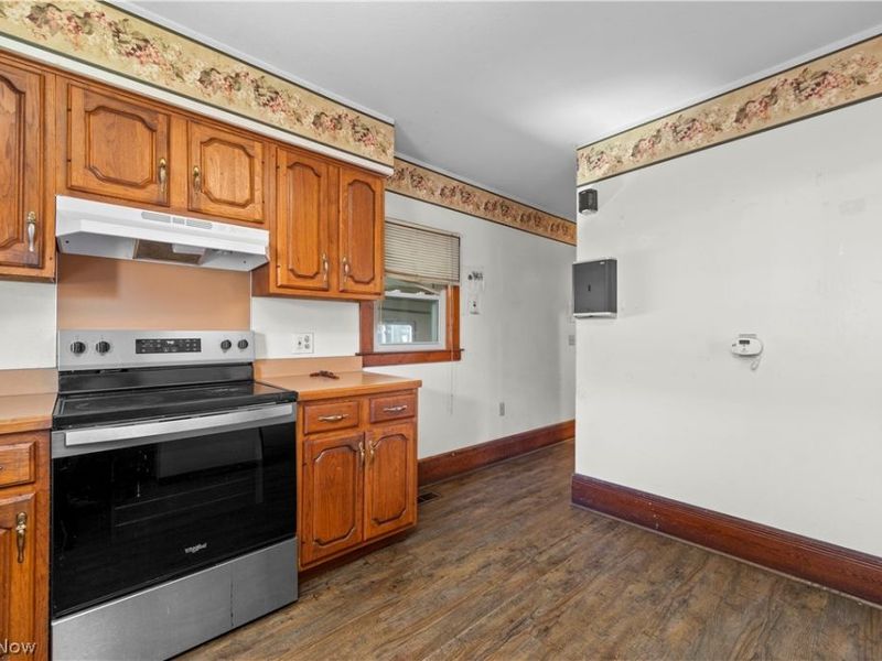 618 E Second Street, Port Clinton, OH 43452 Photo 16