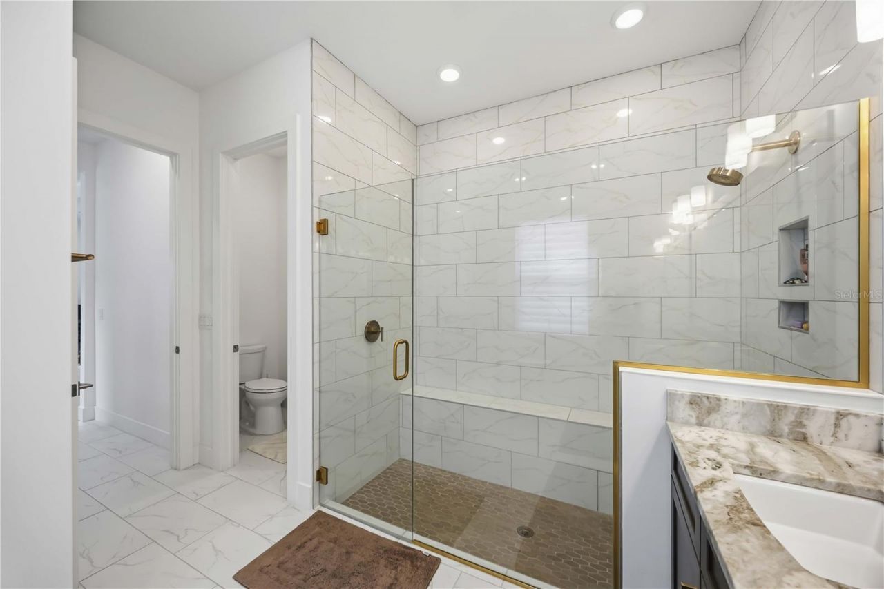 8110 Redonda Loop , Bradenton, FL 34202 Photo