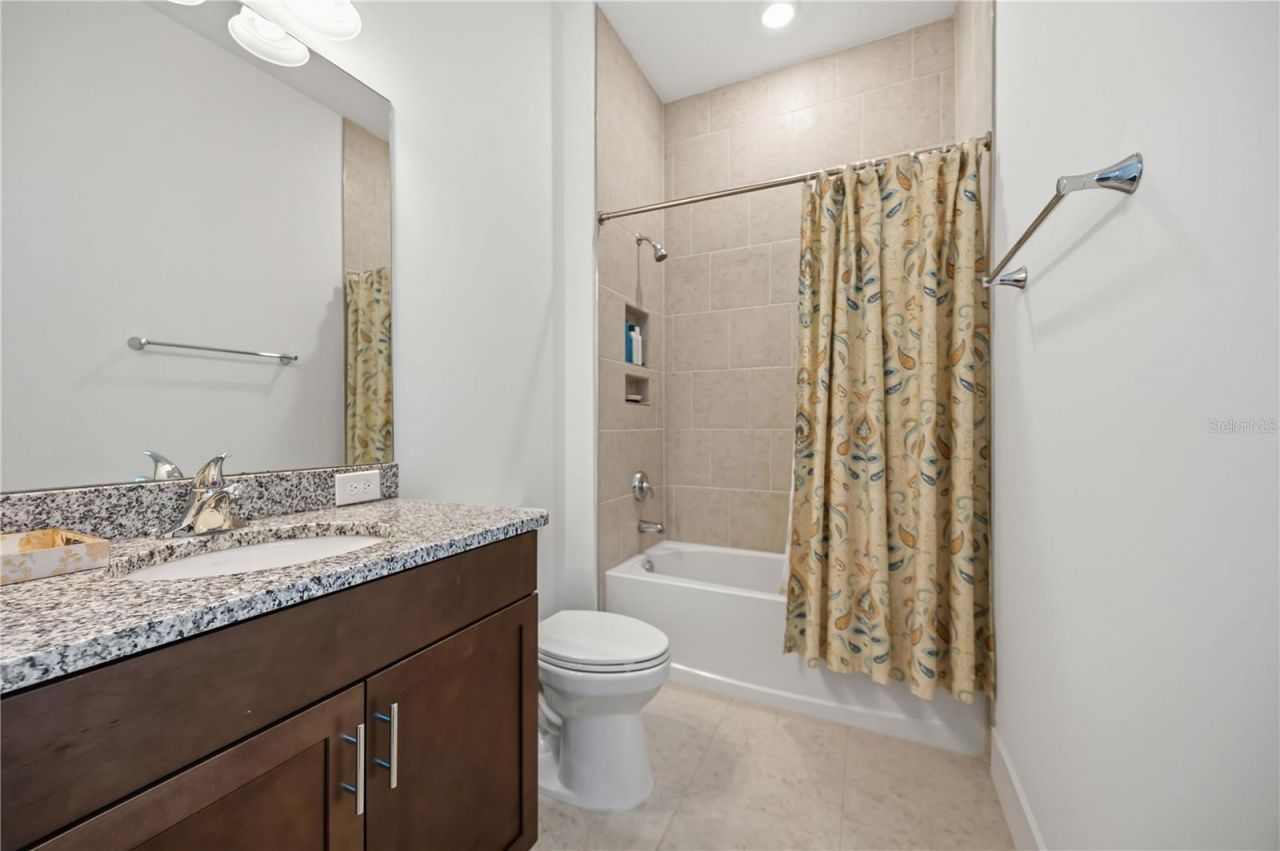 8110 Redonda Loop , Bradenton, FL 34202 Photo