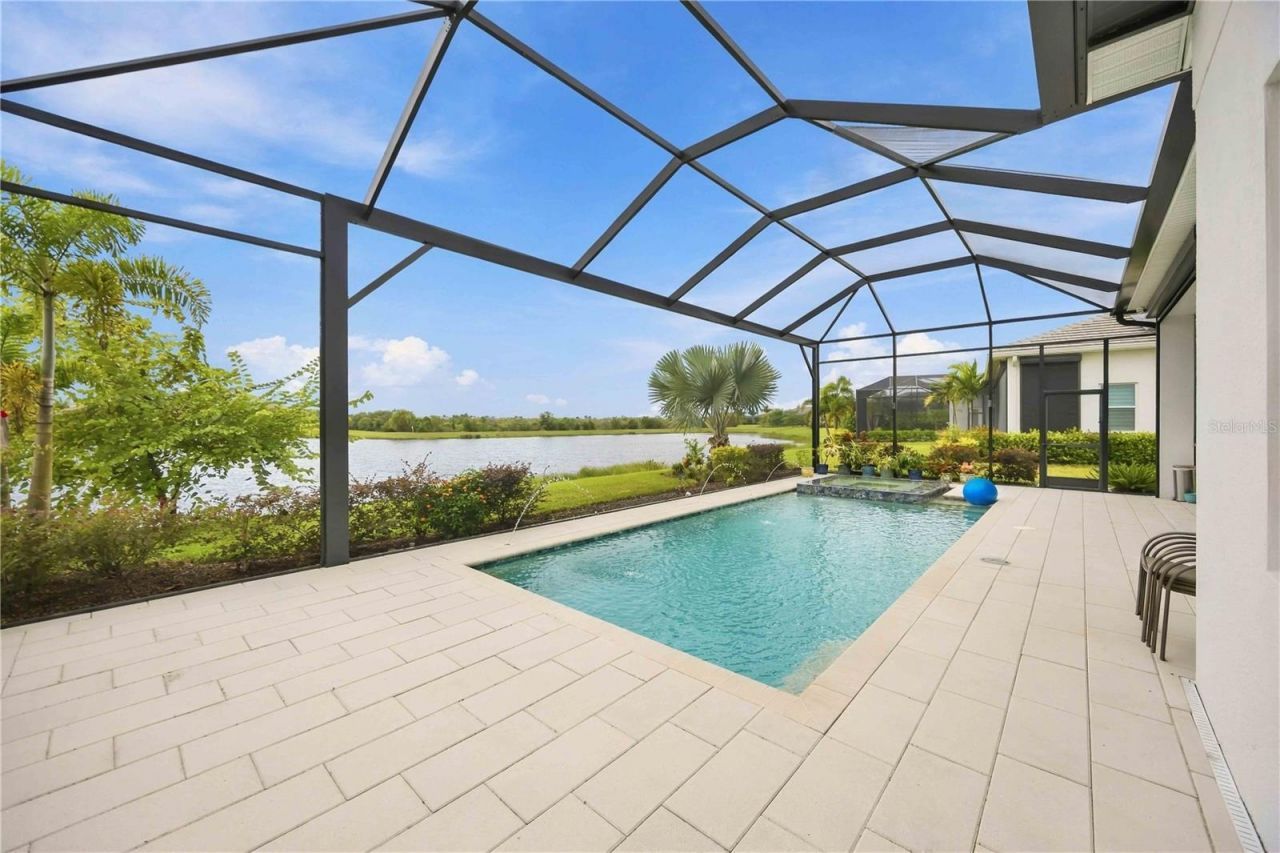 8110 Redonda Loop , Bradenton, FL 34202 Photo