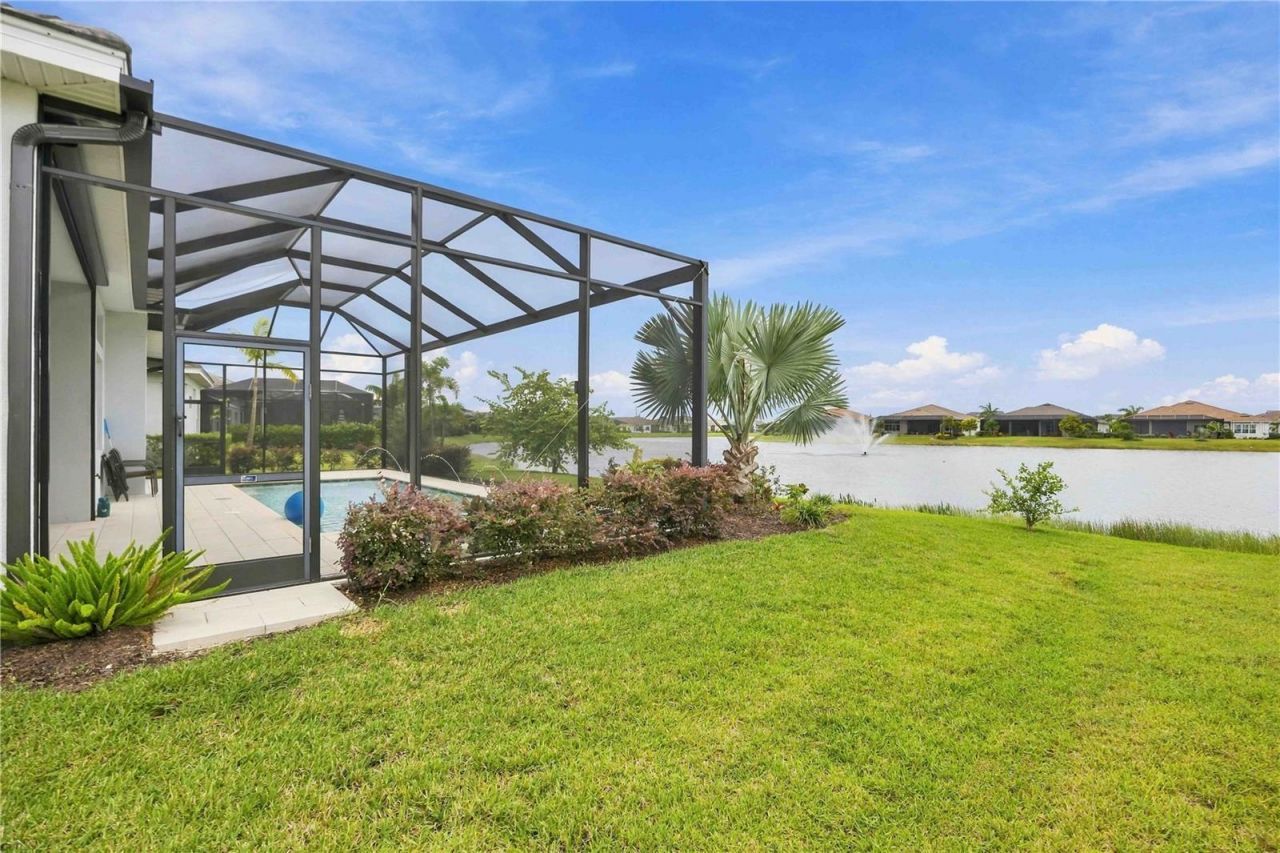 8110 Redonda Loop , Bradenton, FL 34202 Photo