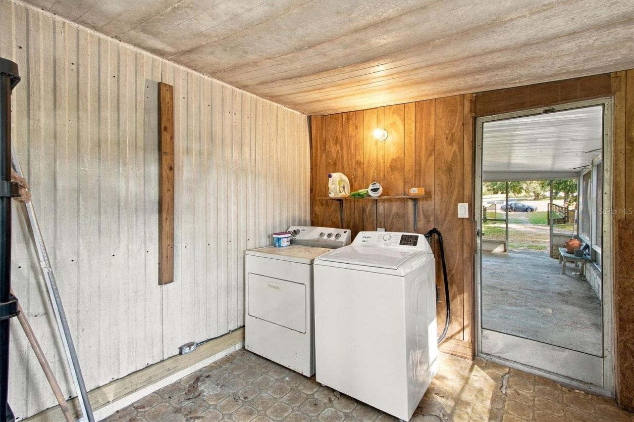2930 Griffin Avenue , Lady Lake, FL 32159 Photo