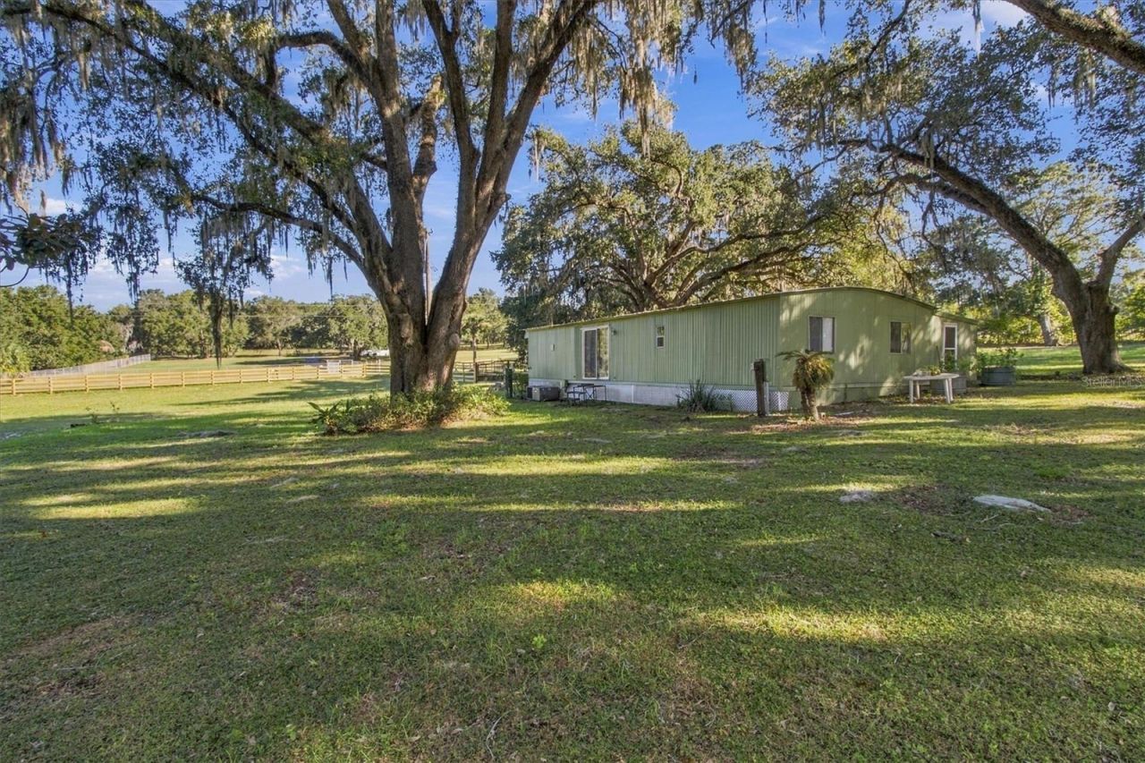 2930 Griffin Avenue , Lady Lake, FL 32159 Photo