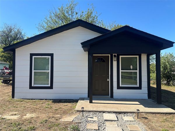 1228 E Buffalo Street , Okmulgee, OK 74447