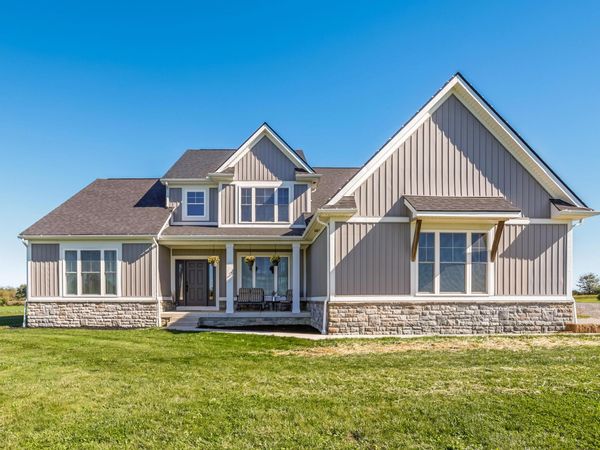 5622 Winchester Southern Road , Stoutsville, OH 43154