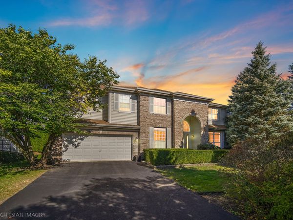 3081 Handley Court , Lisle, IL 60532