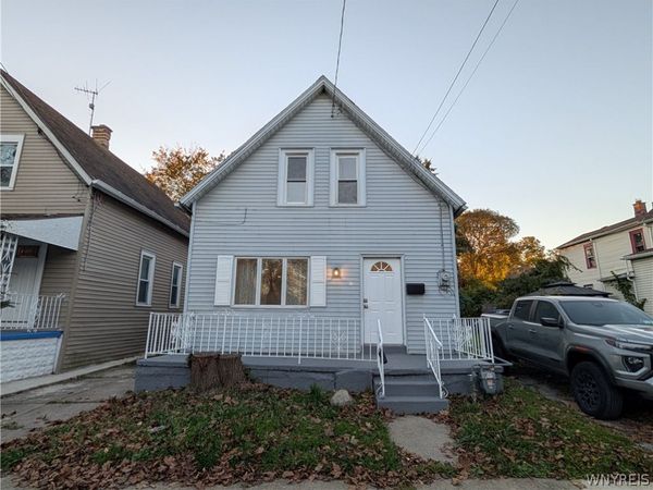 36 Schiller Street , Buffalo, NY 14206