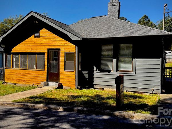 405 Highland Street , Gastonia, NC 28052