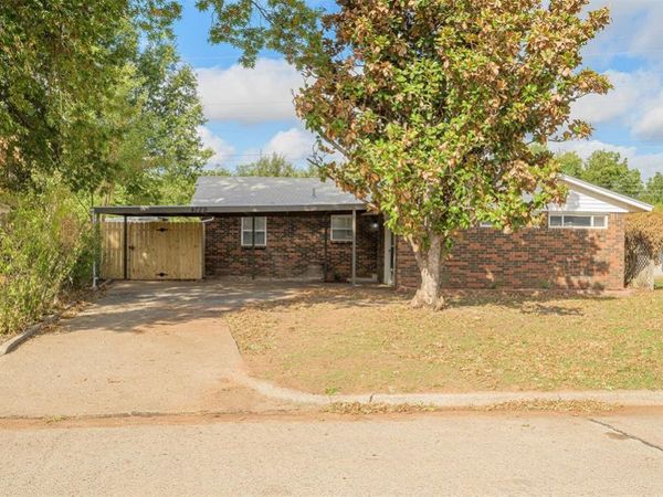 4729 Koelsch Drive, Del City, OK 73117