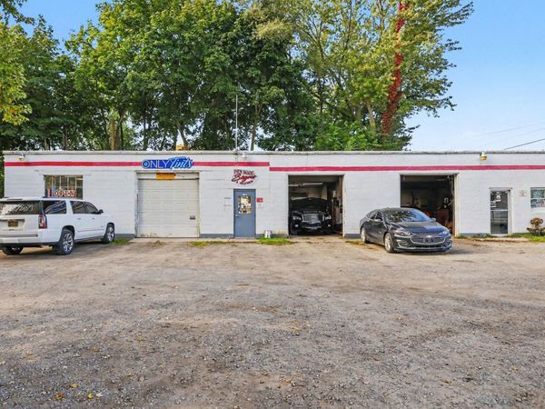 2524 Detroit Road, Niles, MI 49120