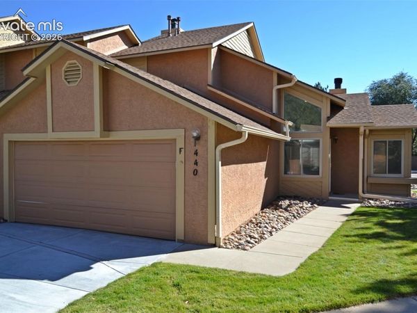 440 Autumn Ridge Circle, Unit F, Colorado Springs, CO 80906