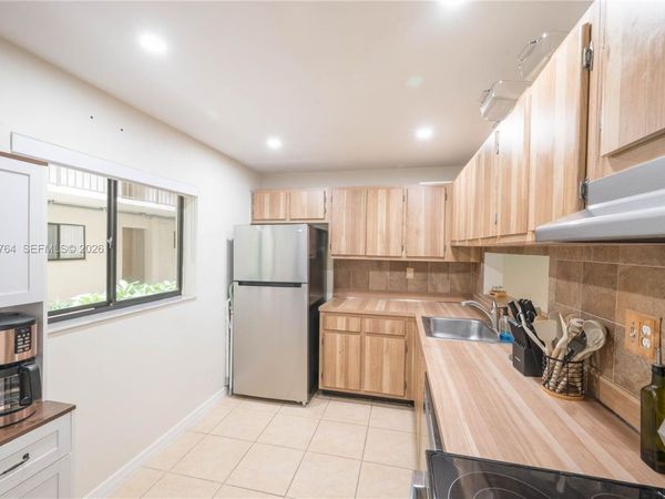 8065 SW 107th Ave, Unit 103, Miami, FL 33173