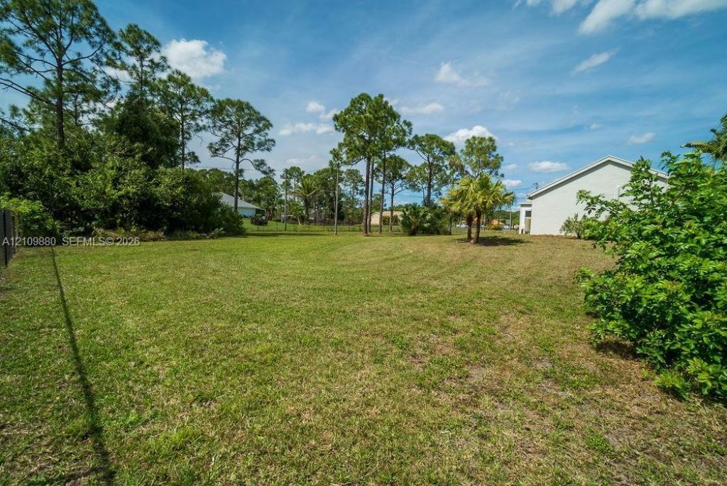 8231 Coconut Blvd , West Palm Beach, FL 33412 Photo