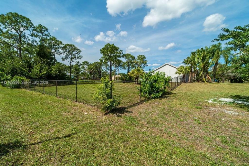8231 Coconut Blvd , West Palm Beach, FL 33412 Photo