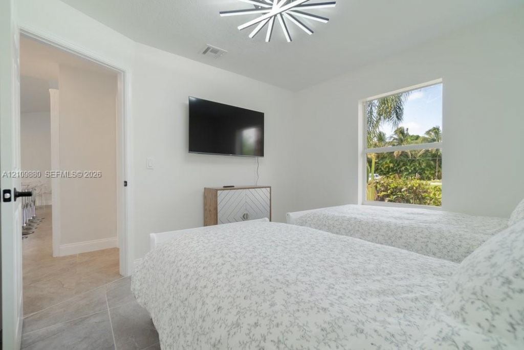8231 Coconut Blvd , West Palm Beach, FL 33412 Photo