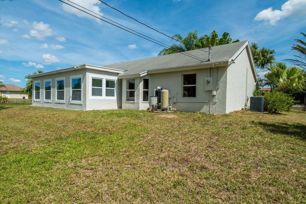 8231 Coconut Blvd , West Palm Beach, FL 33412 Photo