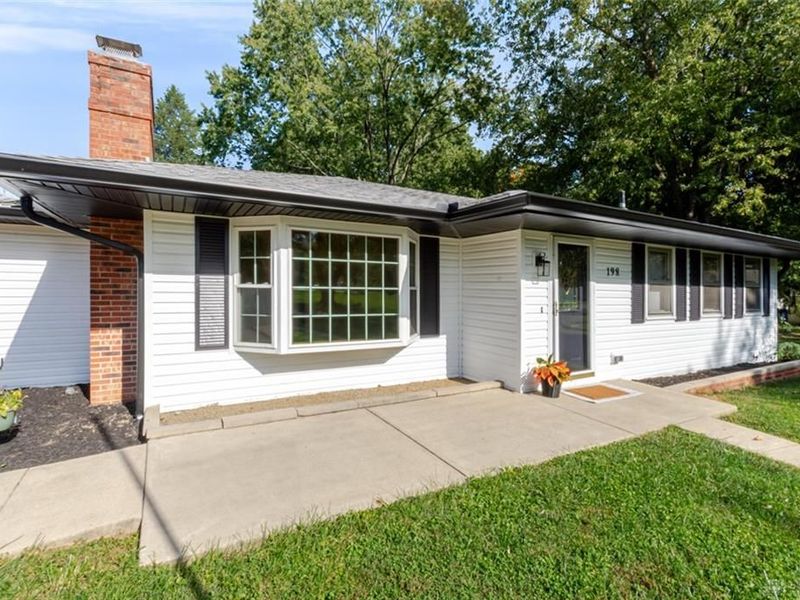 198 Lakengren Drive, Eaton, OH 45320 Photo 4