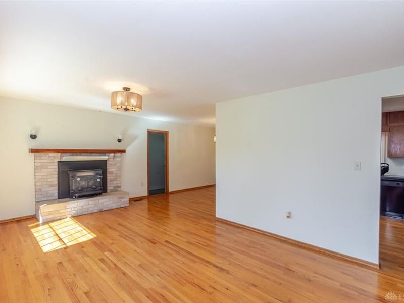 198 Lakengren Drive, Eaton, OH 45320 Photo 7