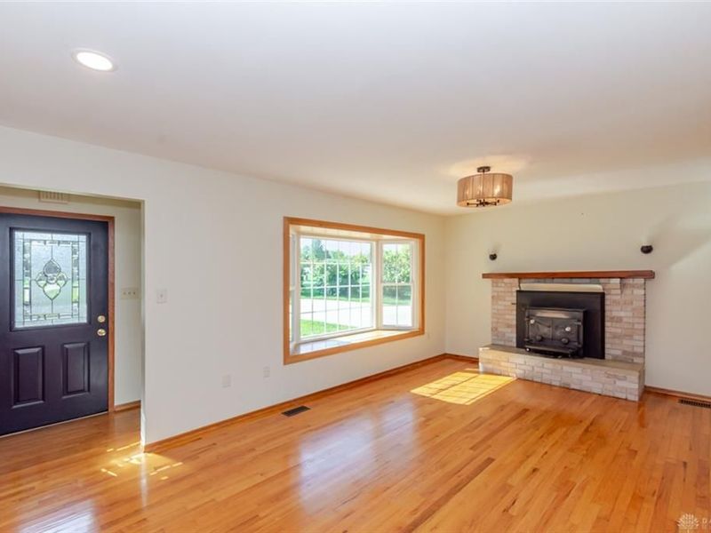 198 Lakengren Drive, Eaton, OH 45320 Photo 9