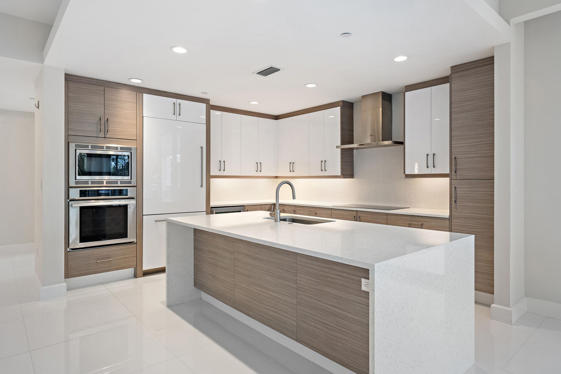 2720 Donald Ross Road, Unit 301, Palm Beach Gardens, FL 33410 Photo
