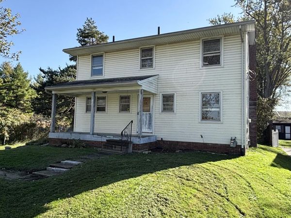 3943 Angola Road , Toledo, OH 43615