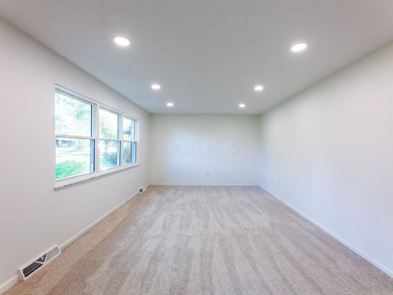 6800 Tanya Terrace , Reynoldsburg, OH 43068 Photo 11