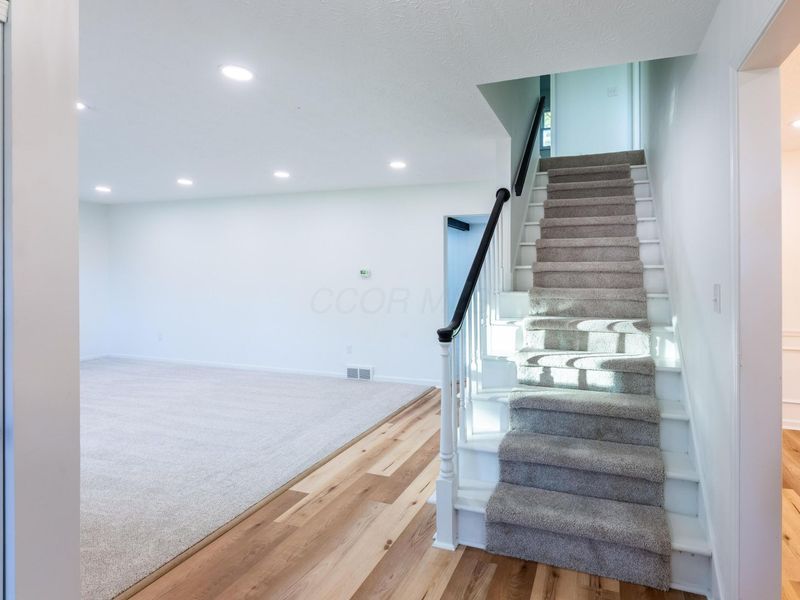 6800 Tanya Terrace , Reynoldsburg, OH 43068 Photo 7