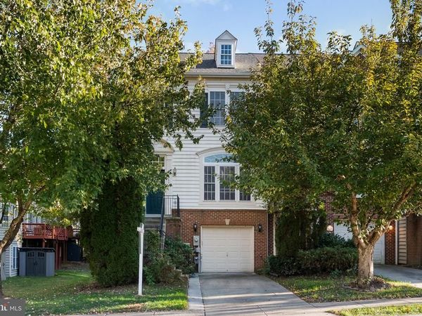 10738 FOLKESTONE WAY, WOODSTOCK, MD 21163