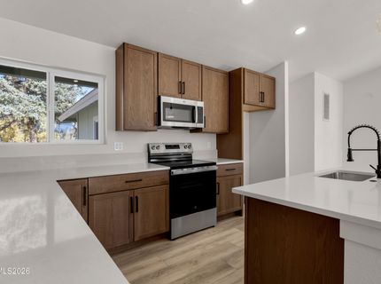 5665 Pelham Drive, Reno, NV 89502 Photo