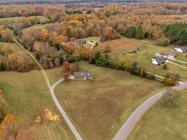 2700 Canoe Branch Rd , Lebanon, TN 37087