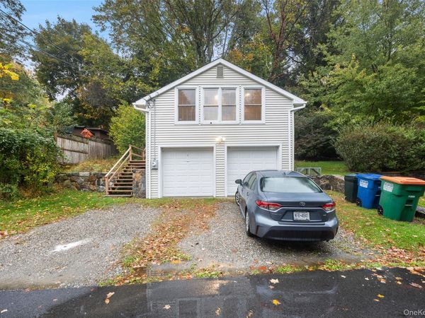 14 Lakeside Road , Mahopac, NY 10541