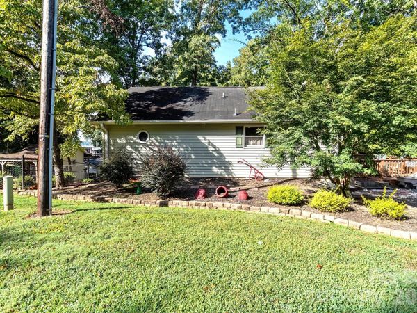 746 Springwood Drive , Mount Gilead, NC 27306