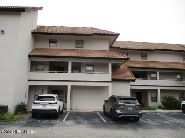 1307 RIVER HILLS Circle E, Unit 17, Jacksonville, FL 32211