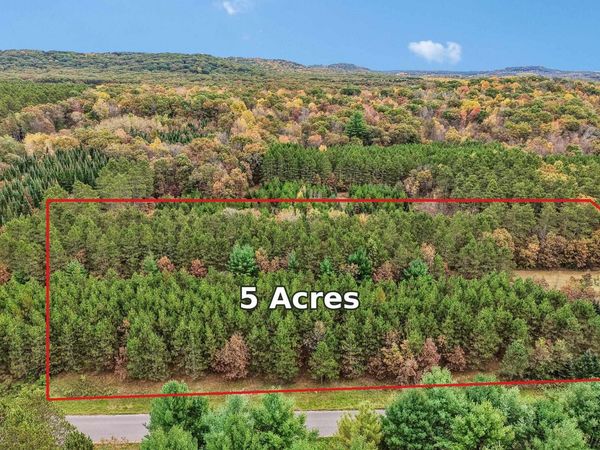 5 Ac Town Hall Road, Lyndon Station, WI 53944