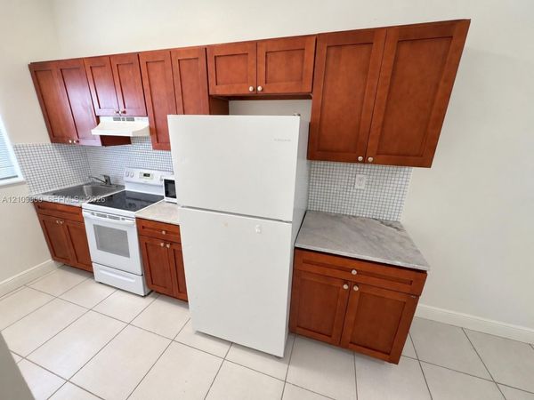 135 SW 6th Ave , Unit 207, Miami, FL 33130