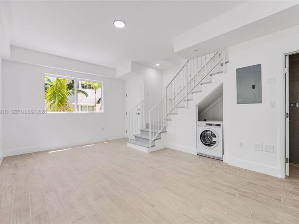 1519 Pennsylvania Ave , Unit 9, Miami Beach, FL 33139