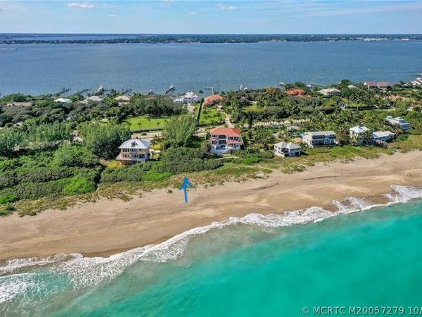 1833 NE Ocean Boulevard , Stuart, FL 34996