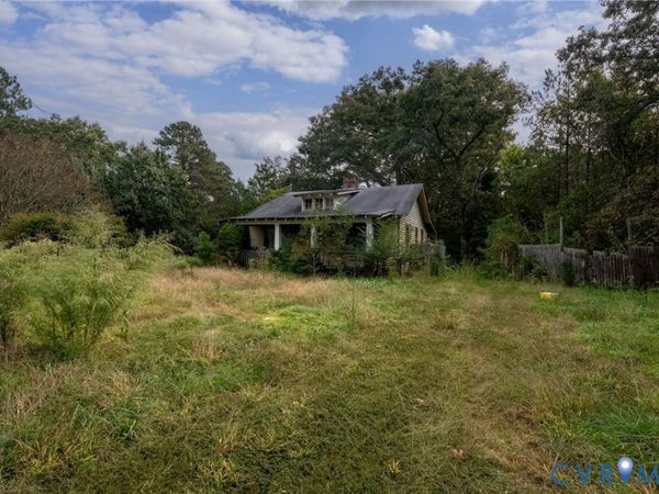 2241 Meadow Road , Sandston, VA 23150