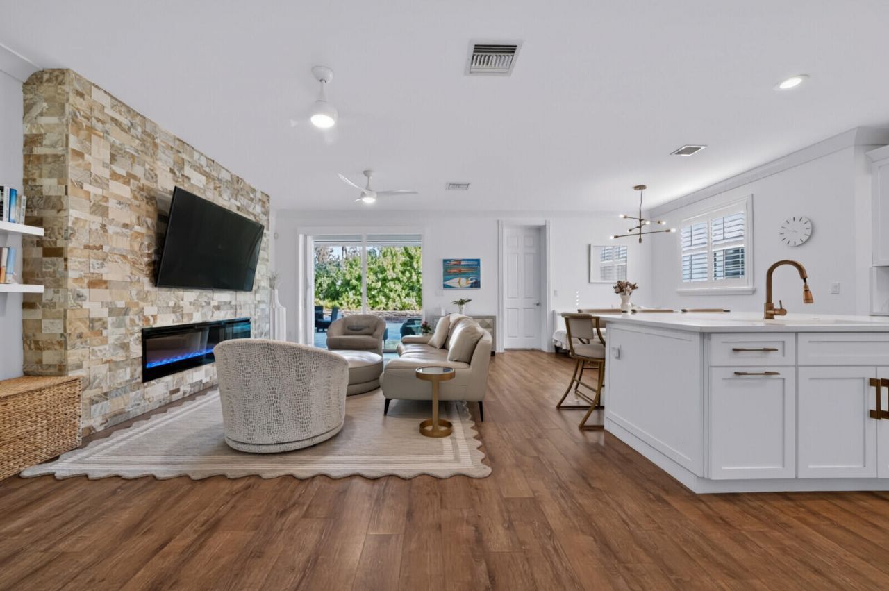 1031 Tiki Drive, Jupiter, FL 33458 Photo