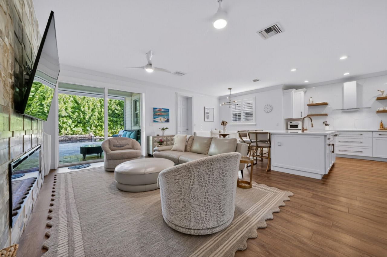 1031 Tiki Drive, Jupiter, FL 33458 Photo