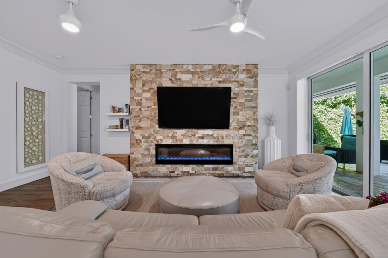 1031 Tiki Drive, Jupiter, FL 33458 Photo