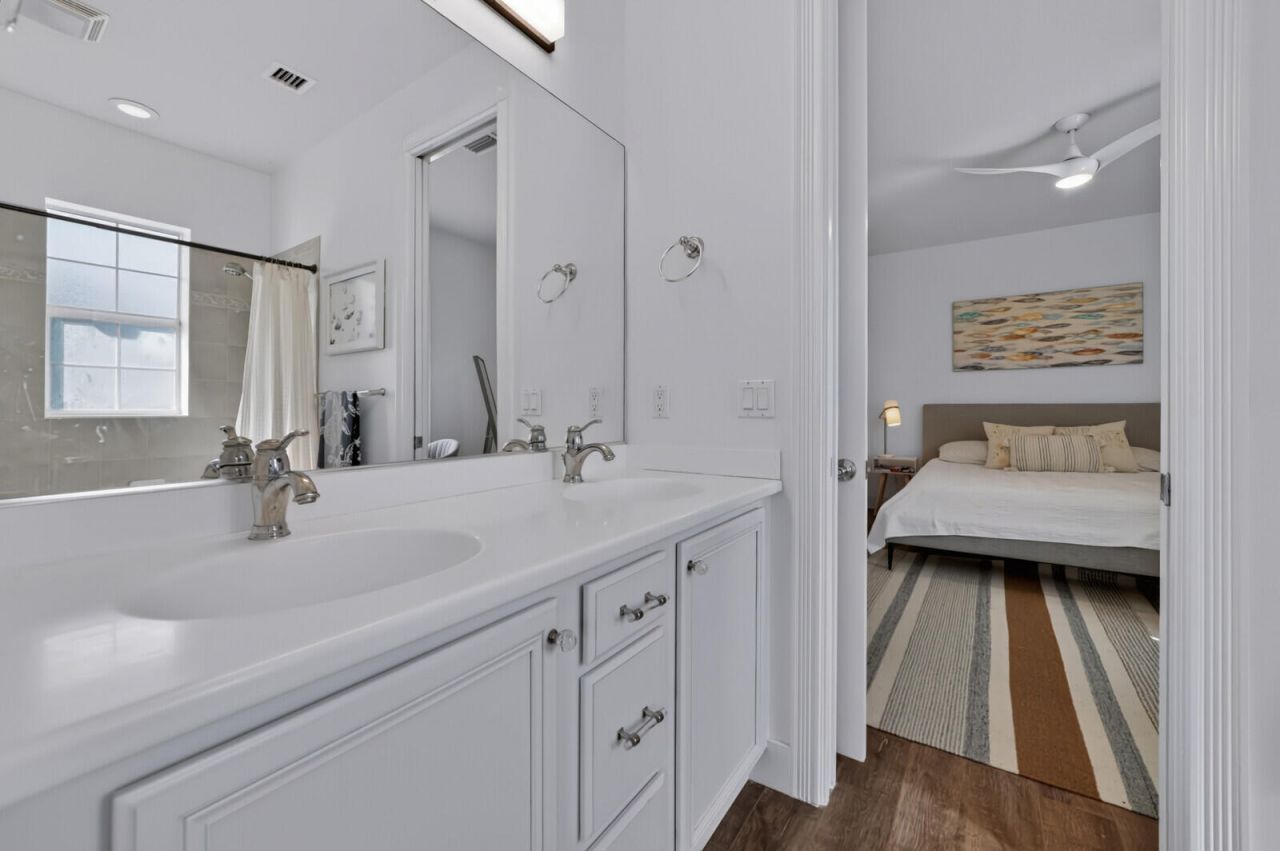 1031 Tiki Drive, Jupiter, FL 33458 Photo